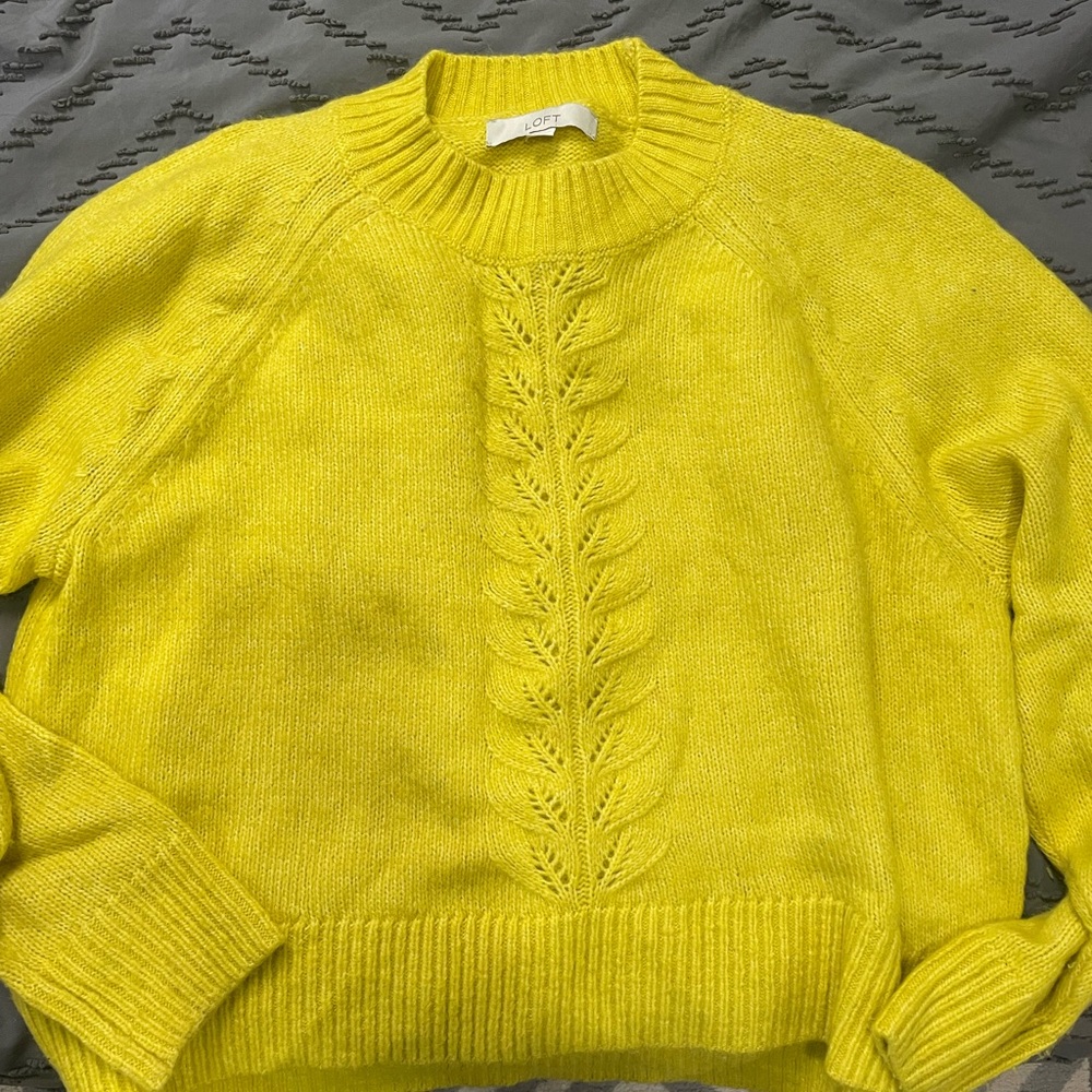 LOFT cropped yellow sweater size L